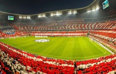 九游体育官网|高市早苗讨好民粹言行引国际风波，日本球迷借足球嘲讽中国再掀舆论波澜